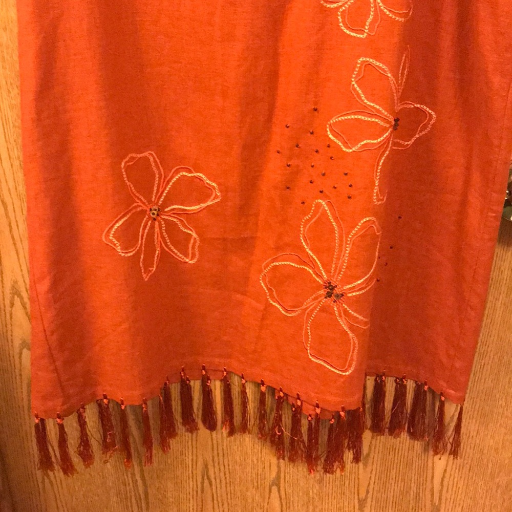 Clothes - Picture 2 of 2